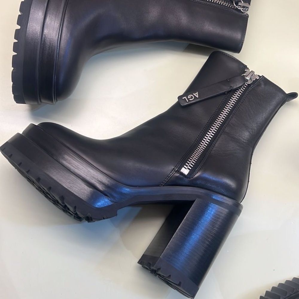 EUC AGL Black Leather Platform Ankle Boots - Size EU 38 | US 7.5 - $995 MSRP - Picture 7 of 8